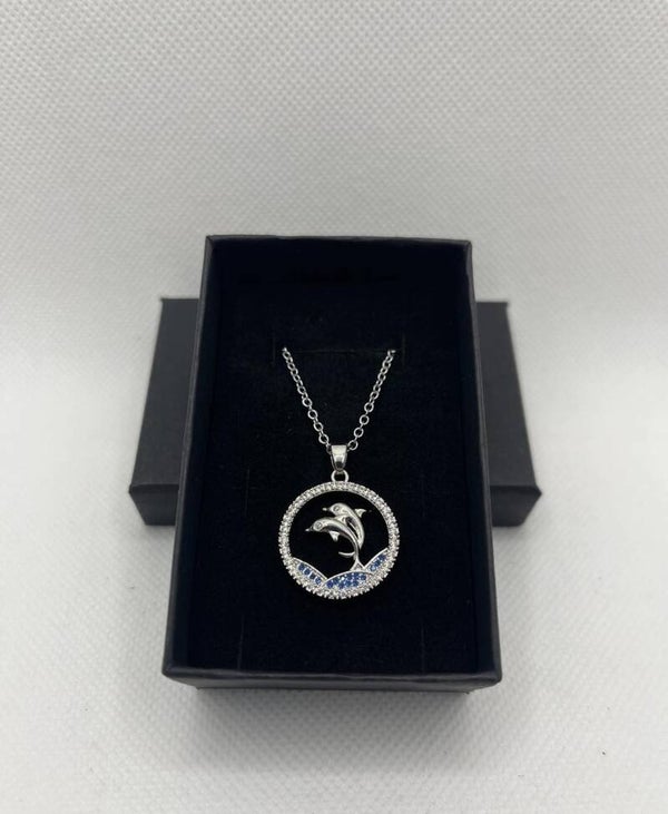 0249Q - Collier pendatif Dauphin vaque