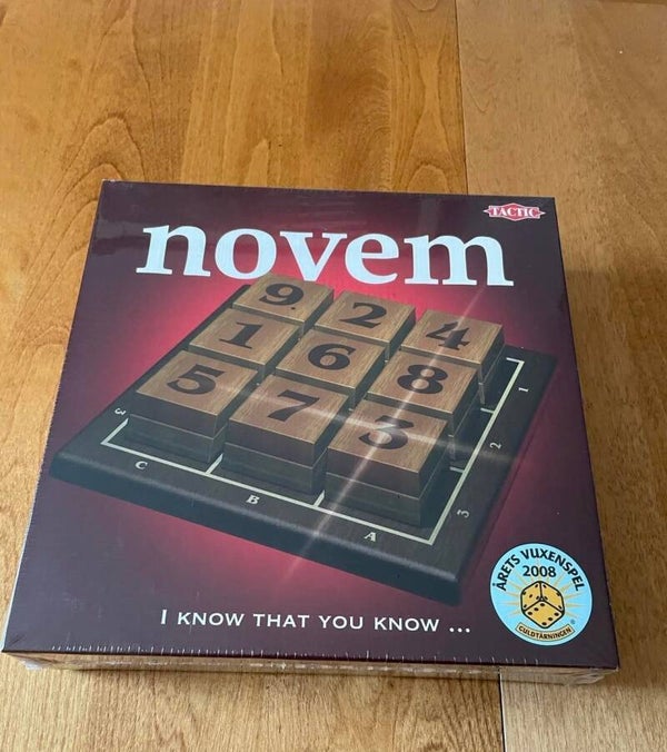 0277R - Jeu Novem
