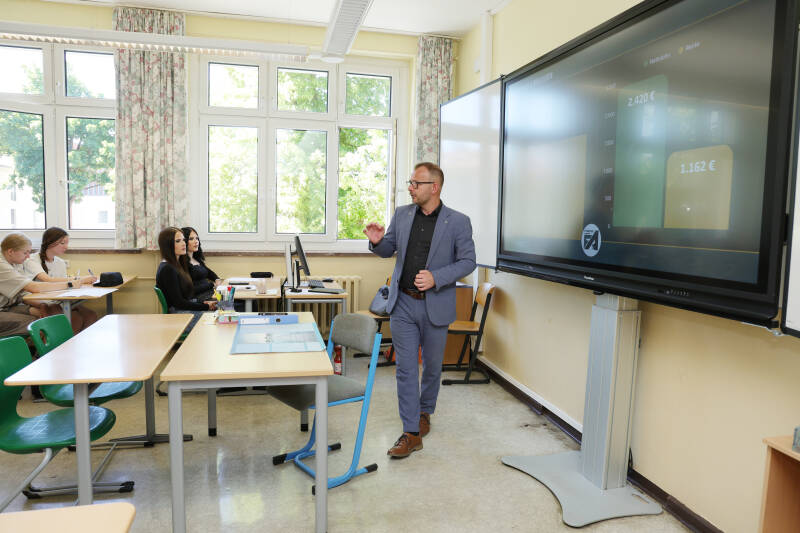 Einblick in die Finanzbildungsarbeit der Finance Academy e. V.