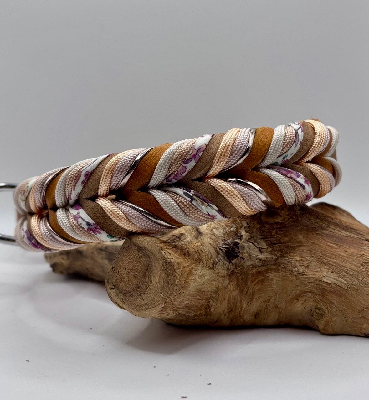 cognac/beige + Blütenband