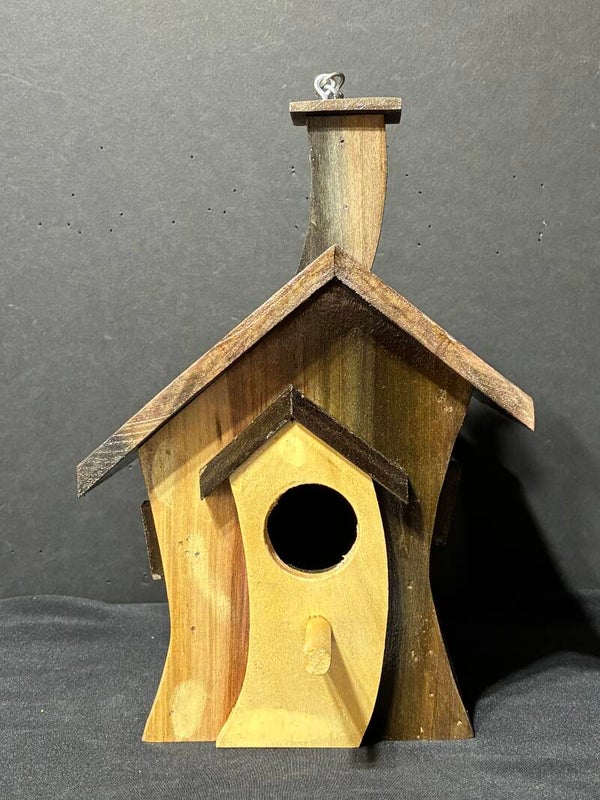 Hobbit birdhouse