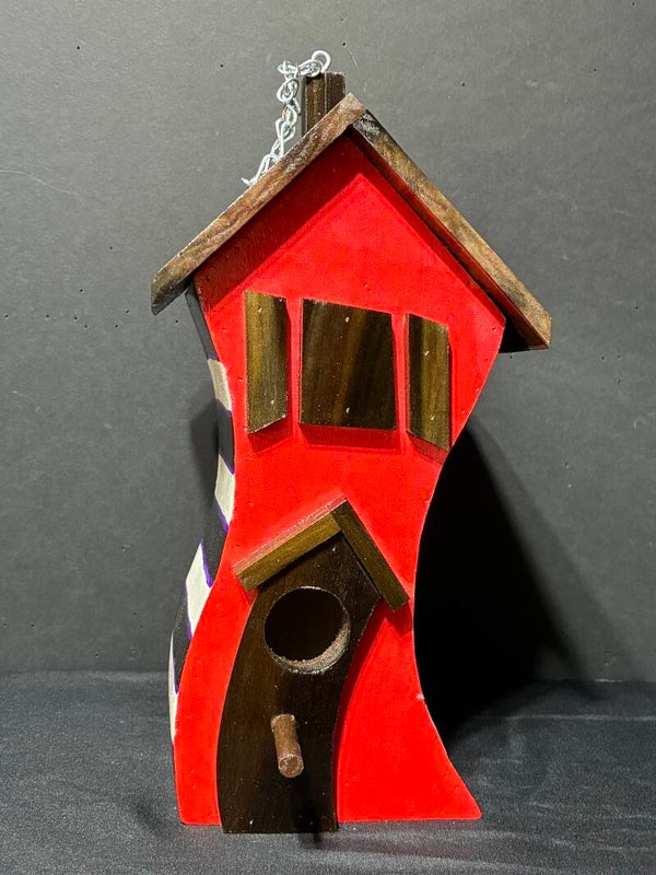 Silly birdhouse