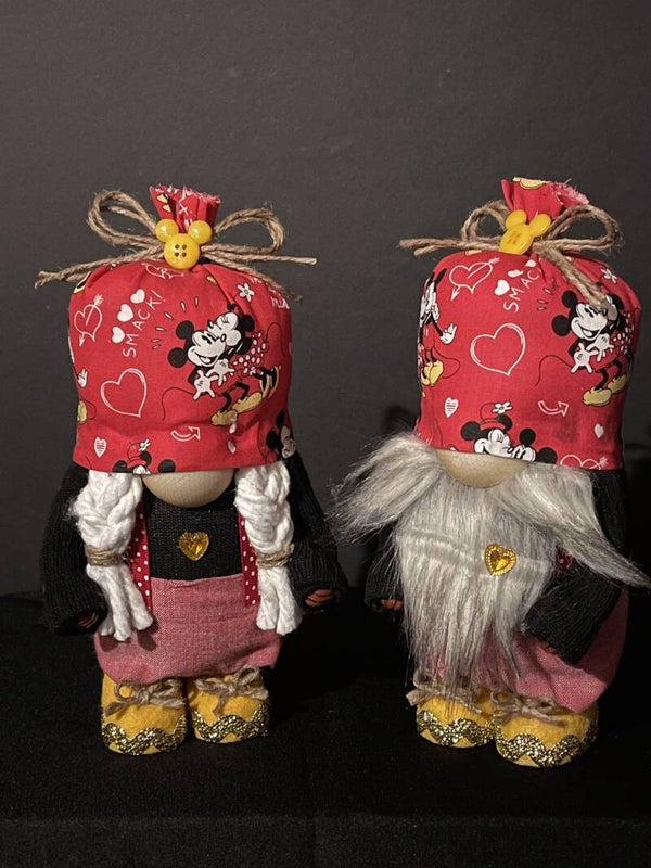 #2 mickey and minnie gnomes
