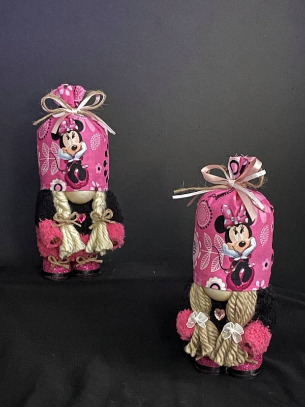 mickey and minnie gnones