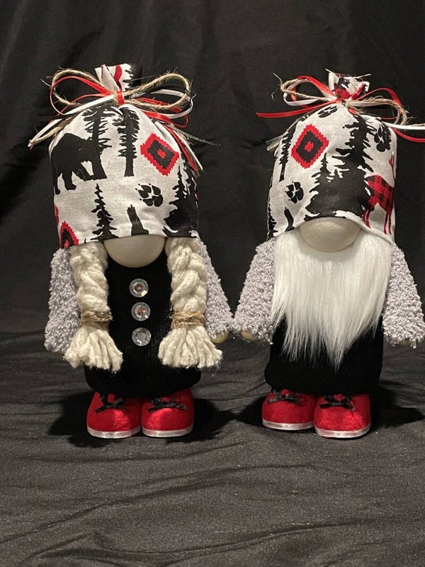 smokey mountain gnome set