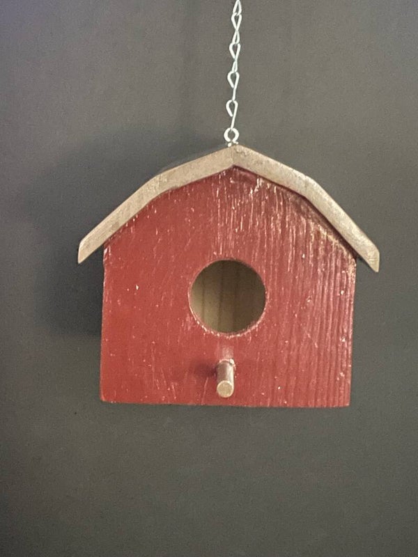#8 exterior barn style birdhouse