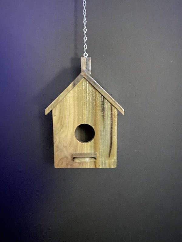 humming bird style birdhouse