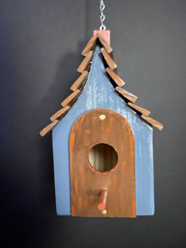 sloped roof bird house