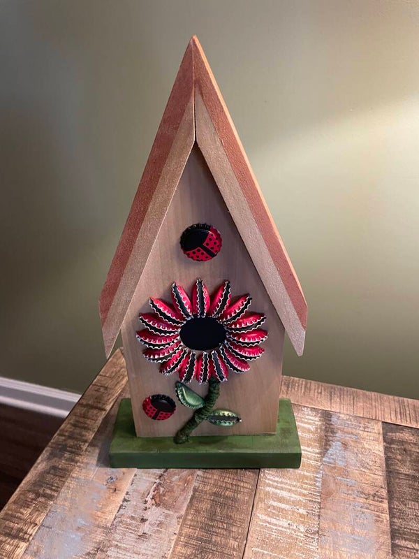 bottlecap birdhouse red and white