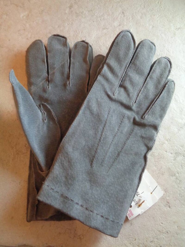 A2646 : Gants peau gris