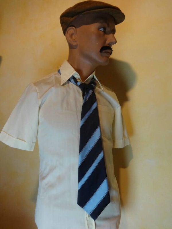 A2037 : Cravate rayée soie 70's