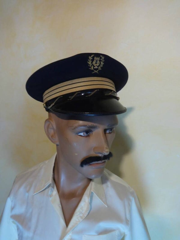 A2276 : Casquette de capitaine