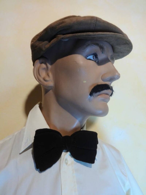 A2378 : Noeud papillon velours marron 70's