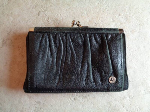 A2553 : Porte monnaie cuir 70's