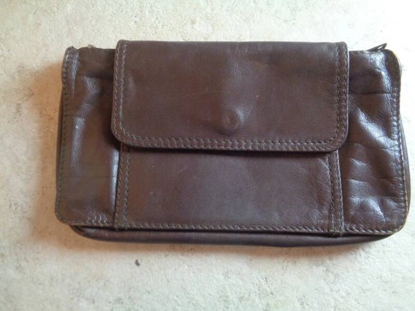 A2983 : Portefeuille cuir 80's