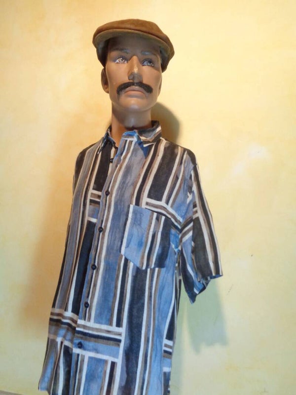 H668 : Chemise rayée T.M