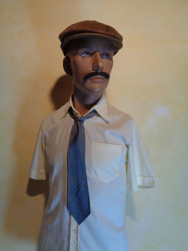 A2627 : Cravate grise 70's