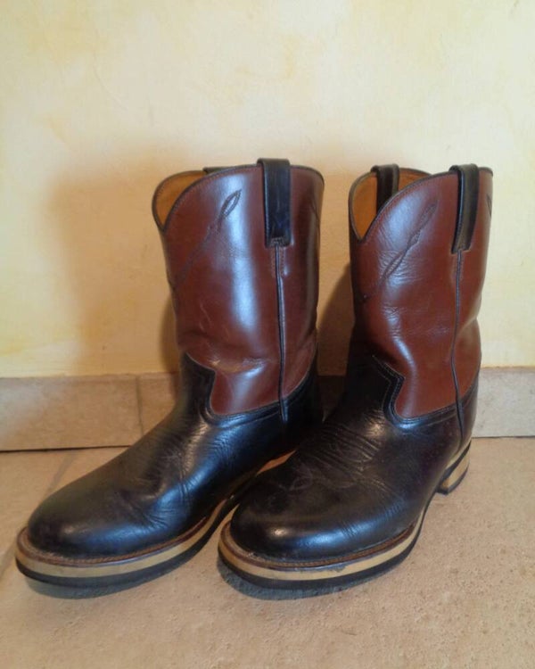 C675 : Bottes western P.42