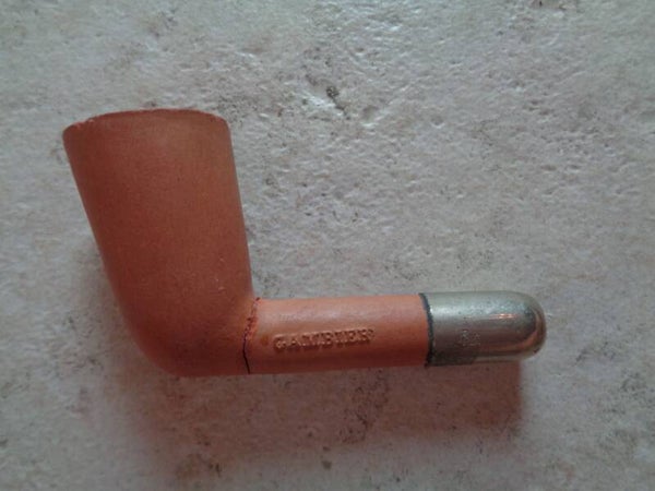 A3607 : Pipe terre cuite 40's