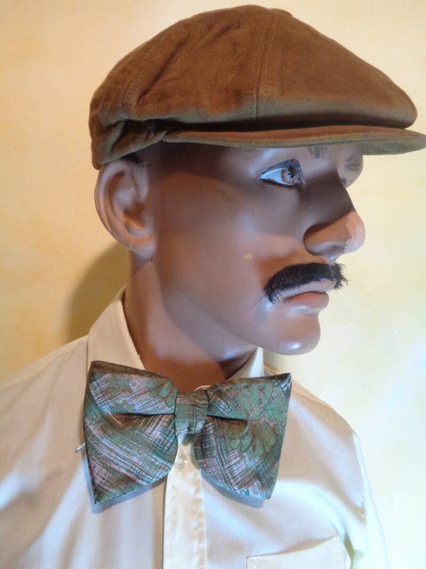 A4097 : Noeud papillon 70's