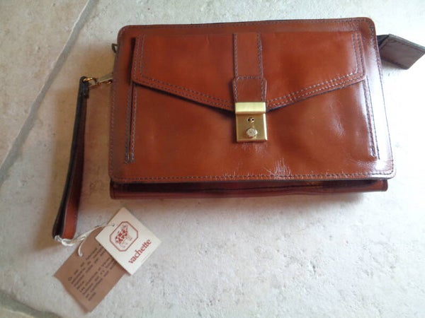 S2226 : Pochette cuir 60's