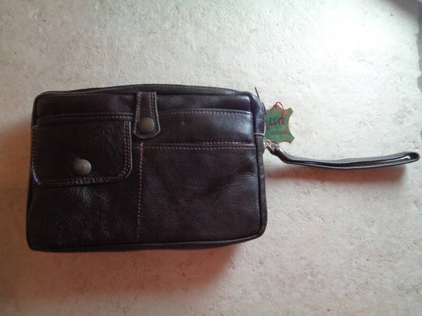 S2221 : Pochette cuir 60's