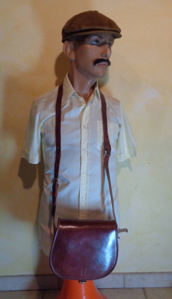 S2231 : Besace vachette 60's
