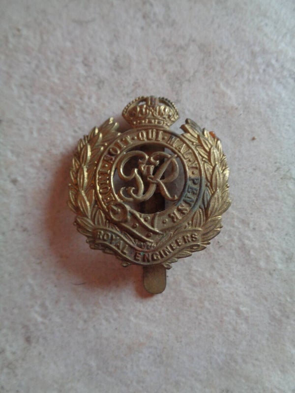 Bi1824 : Insigne Royal Engineers 60's