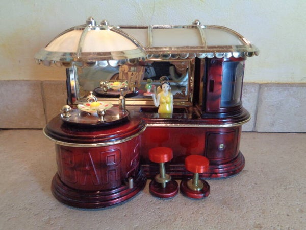 Cu2236 : Boite à musique Bar