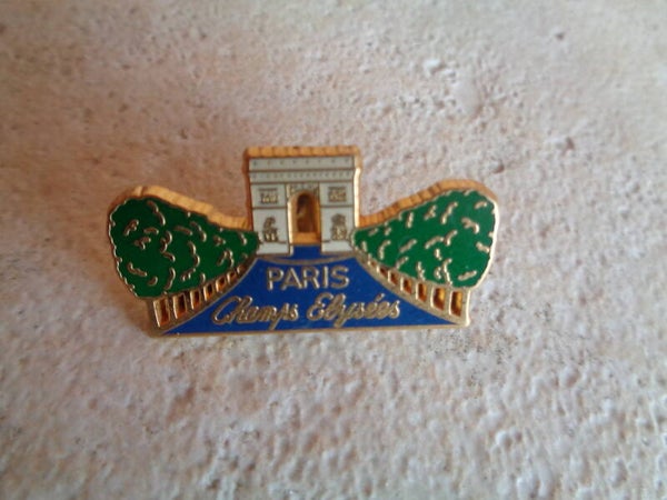 Cu1894 : Pin's Champs Elysées