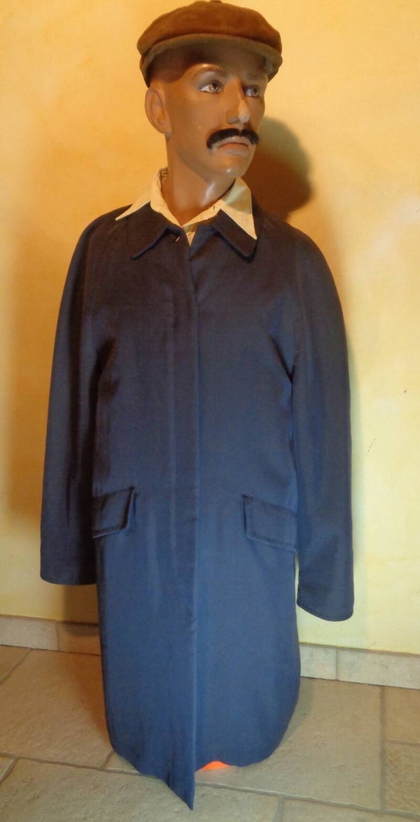 H034 : Imperméable Lacoste T.40
