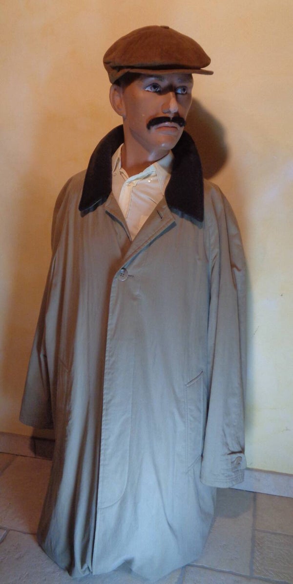 H152 : Imperméable Hugo Boss T.XL
