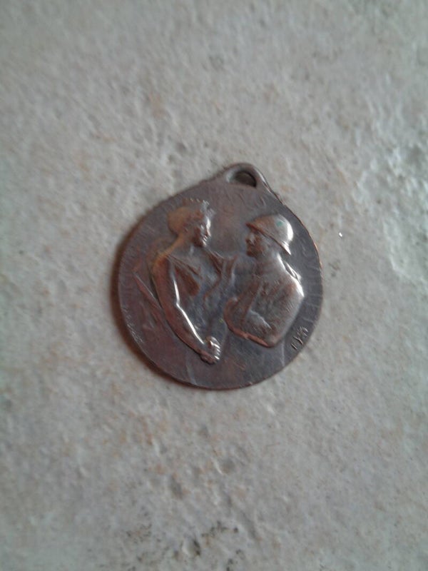 Bi2206 : Médaillon soldat 40's