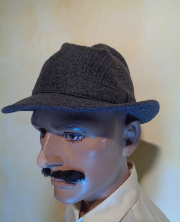 A089 ; Chapeau cachemire