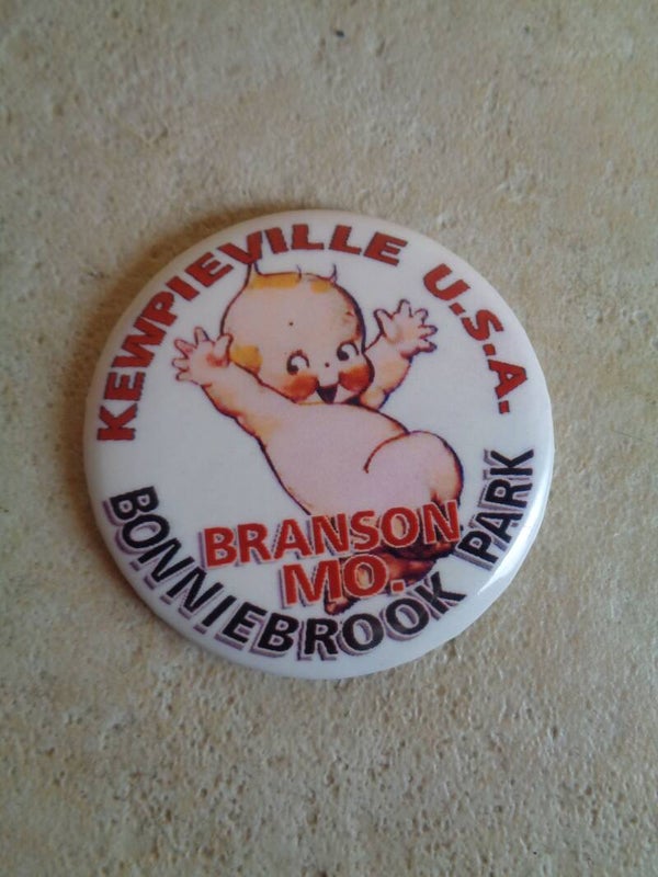 Bi1920 : Badge Kewpieville