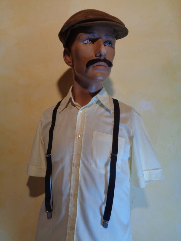 A3428 : fines bretelles noires