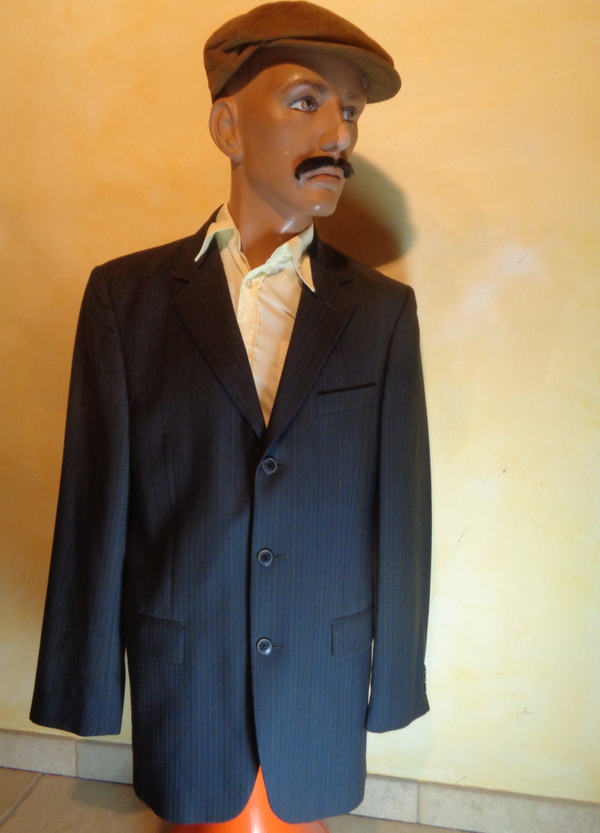 H092 : Veste Courrège T.XL