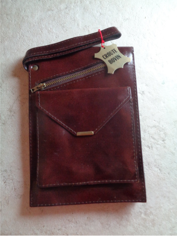 S2220 : Pochette croute de bovin 60's