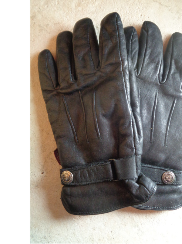 A3949 : Gants Liberto 90's