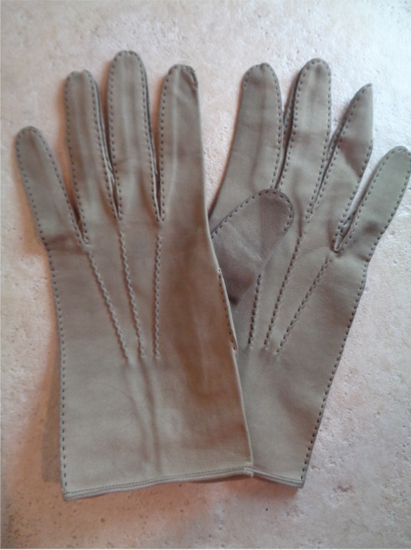 Cu2195 : Gants 40's