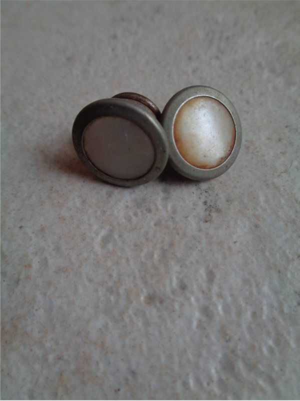 Bi2190 : Boutons de manchette nacrés
