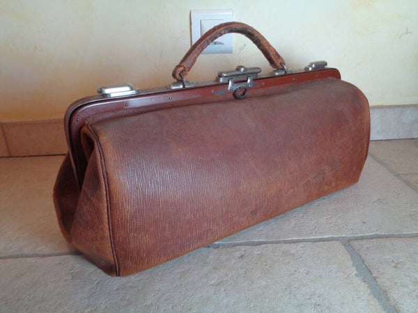 S1918 : Doctor's bag 1900