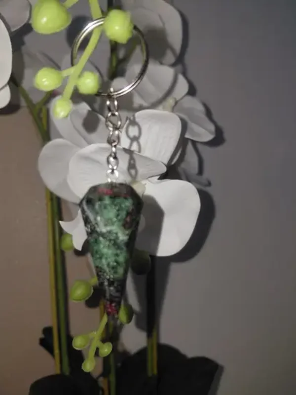 💚❤️ Porte-clés en Rubis Zoïsite