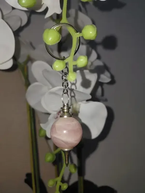 🌸 Porte-clés en Quartz Rose