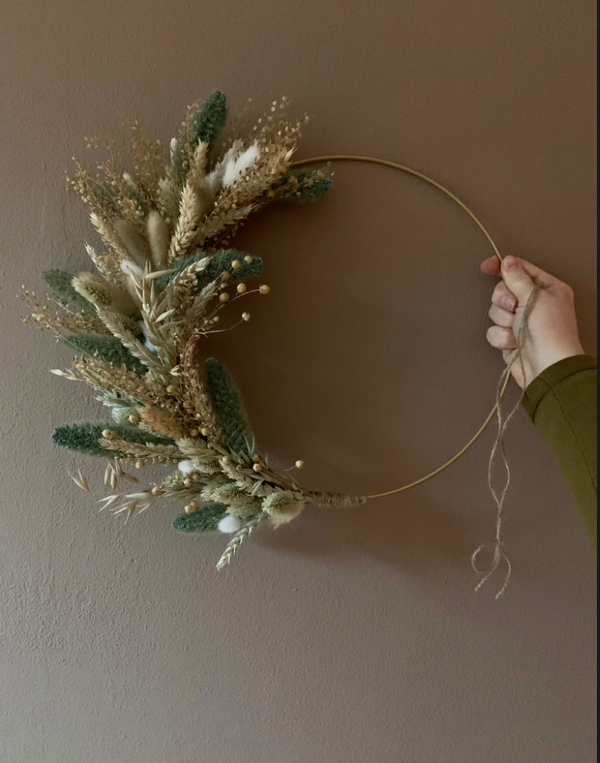 Droog bloemenkrans natuurtint