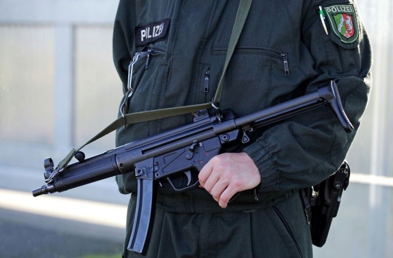 MP5 Deutschland Teil 2 Die Gegenwart Die MP5 In Verschiedenen mp5-deutschland-teil-2-die-gegenwart-die-mp5-in-verschiedenen