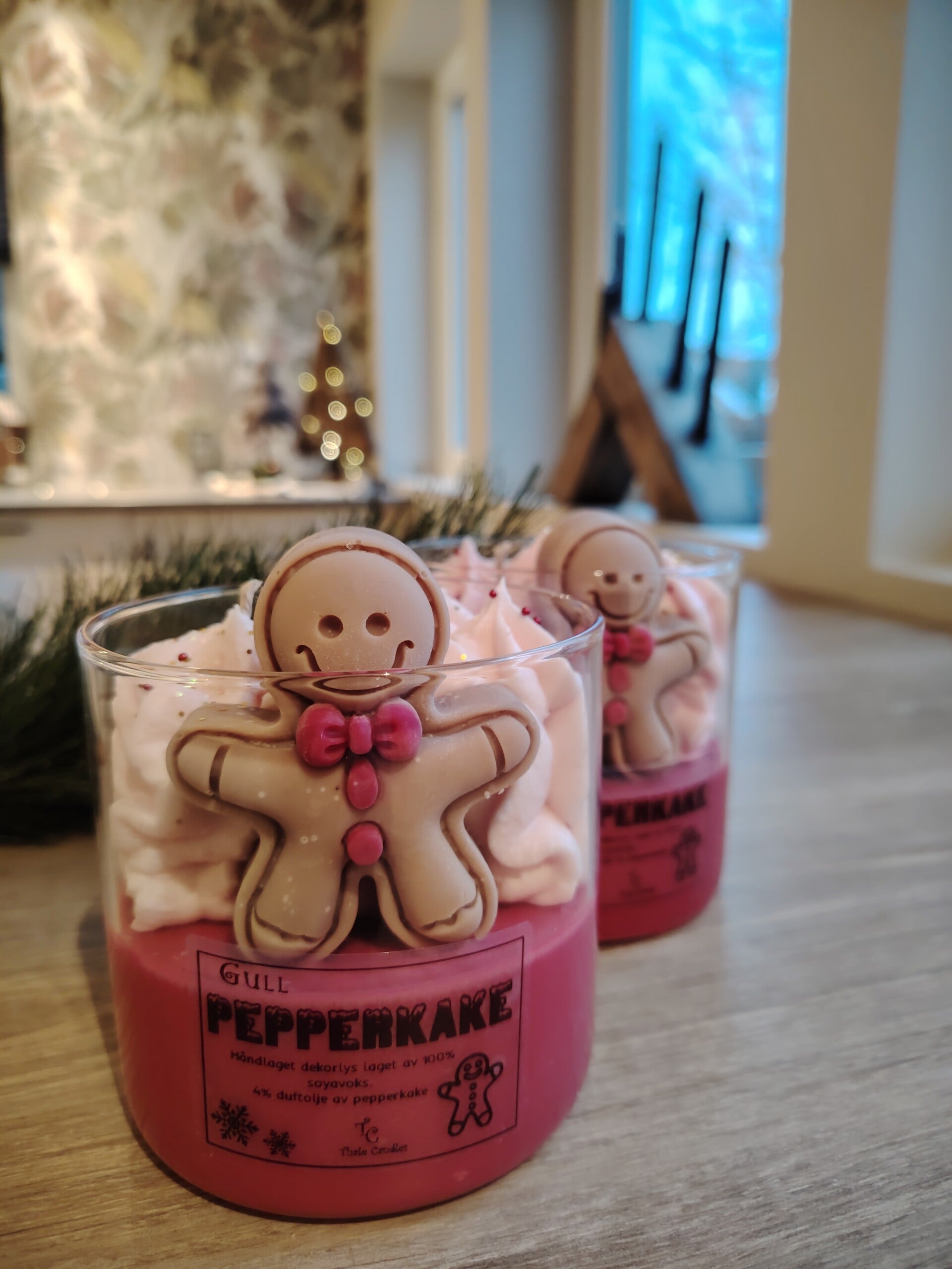 Gull pepperkaker Rosa og rød