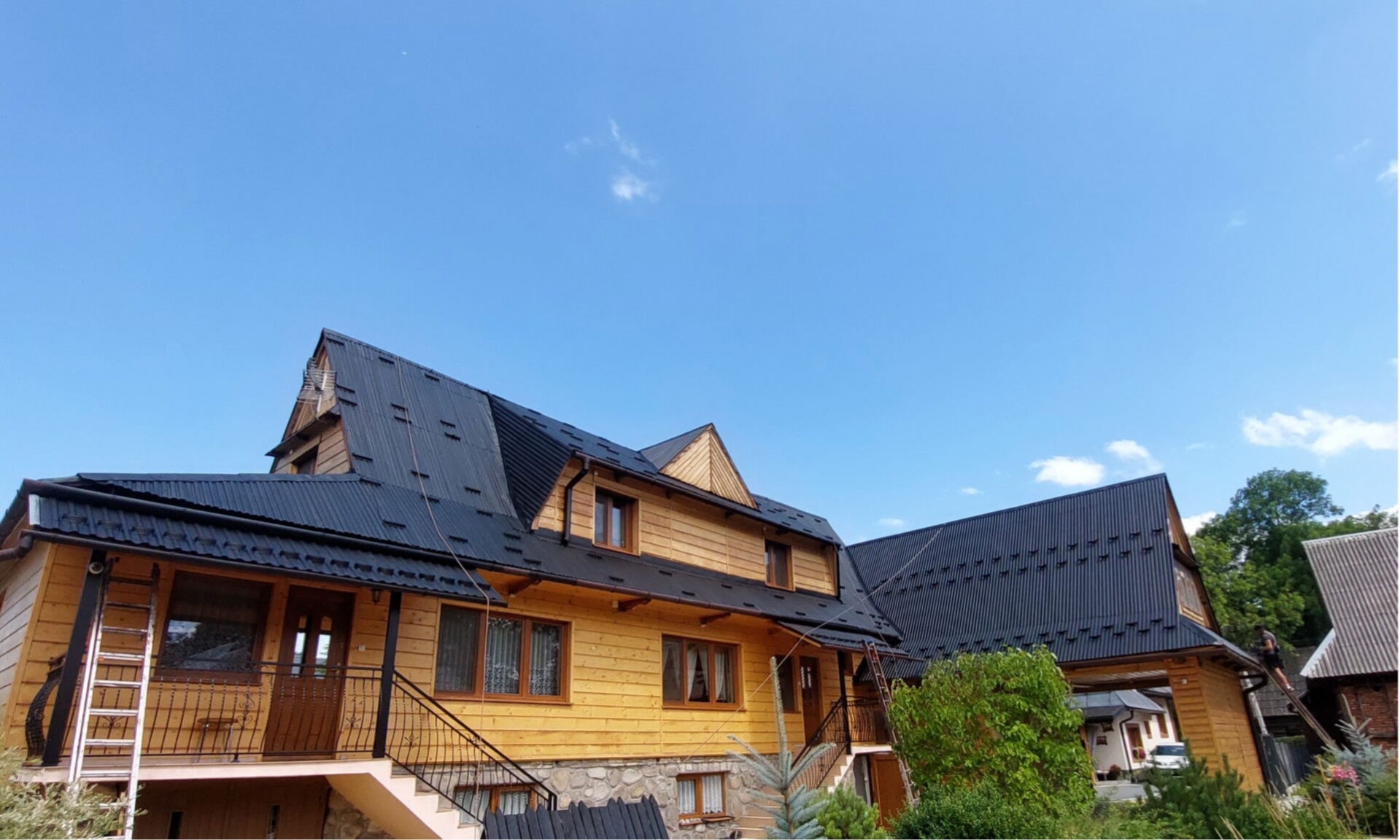 Malowanie dachu Poronin