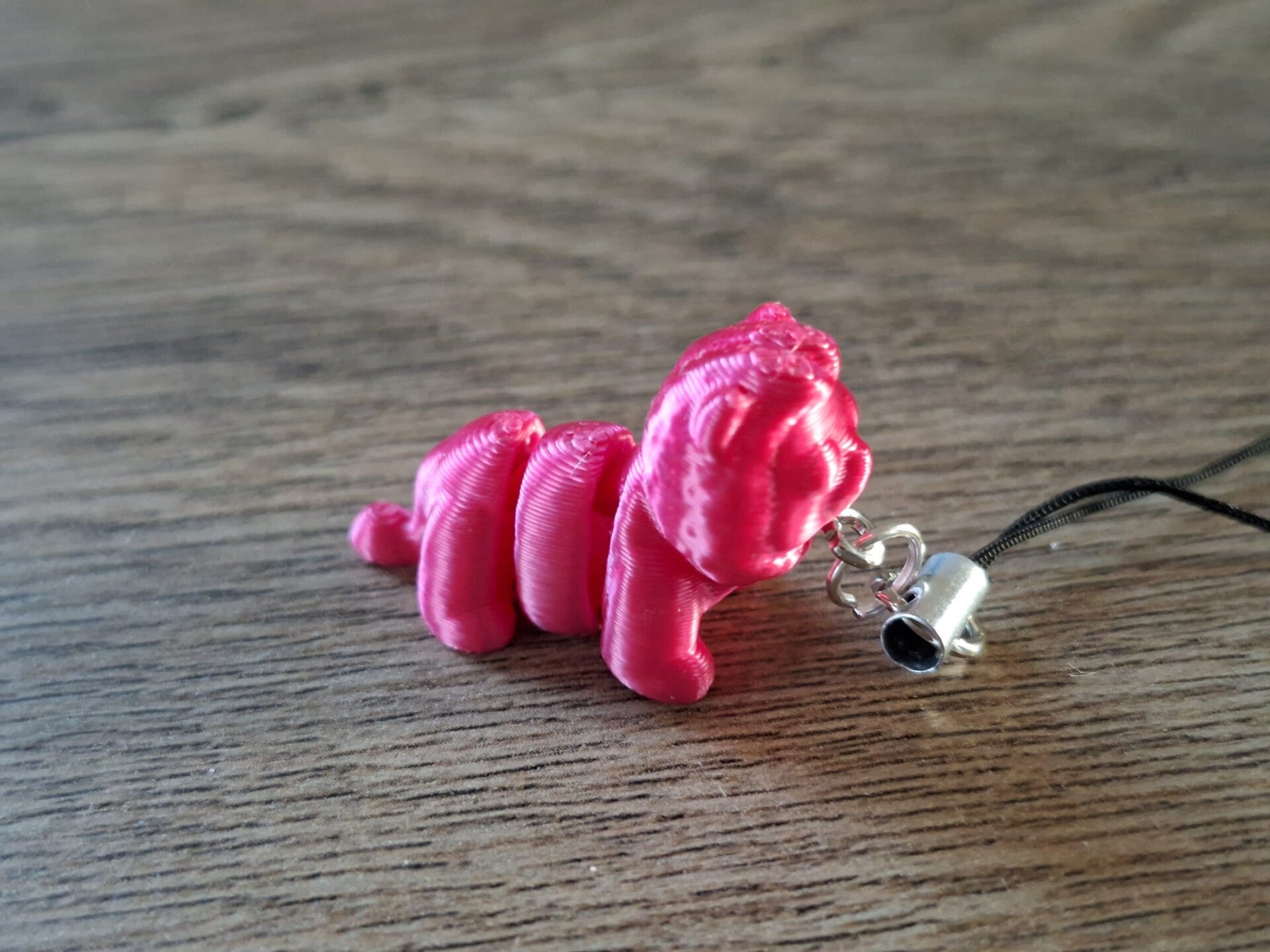 Telefoonhanger : 3D : Roze Leeuw !!