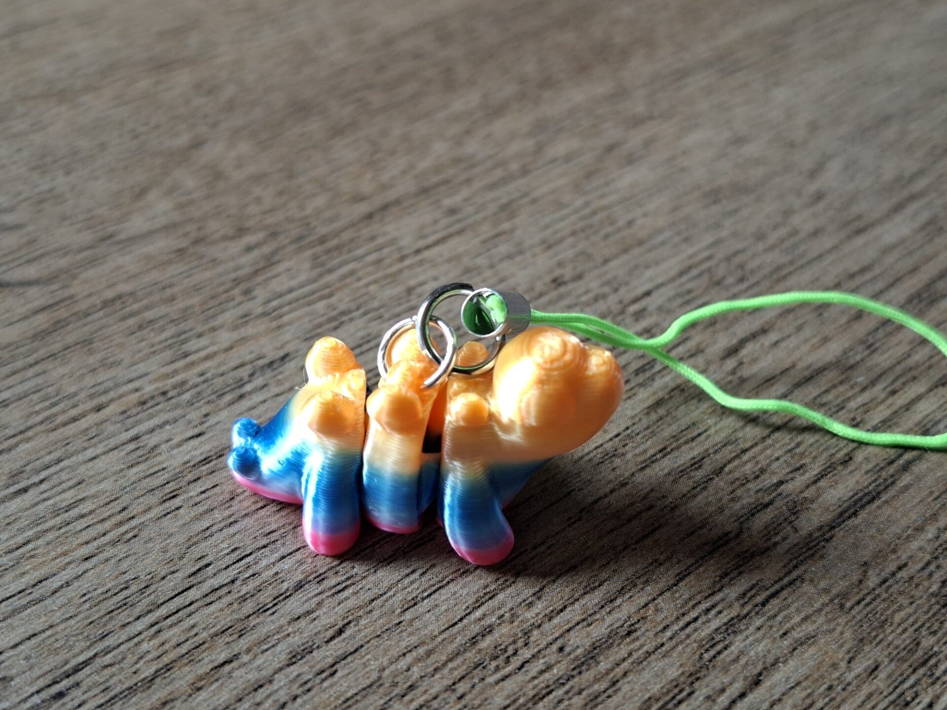 Telefoonhanger : 3D : Multicolor Stegosaurus !!